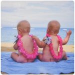 3drose Hawaii, Maui Twin Babies Enjoy The Beach, Children – US10 LHO0000 – Lisa Heffner – Mouse Pad